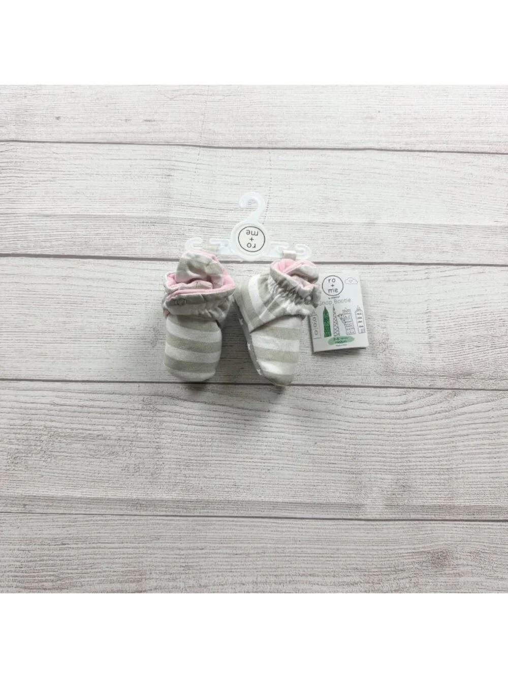 Ro + Me  Robeez Baby Snap Booties Stripe Design Soft Sole Medium NWT 3-6 Months